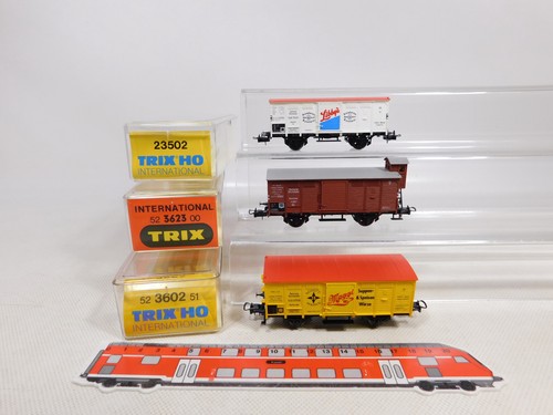 Trix freight car - 3x,